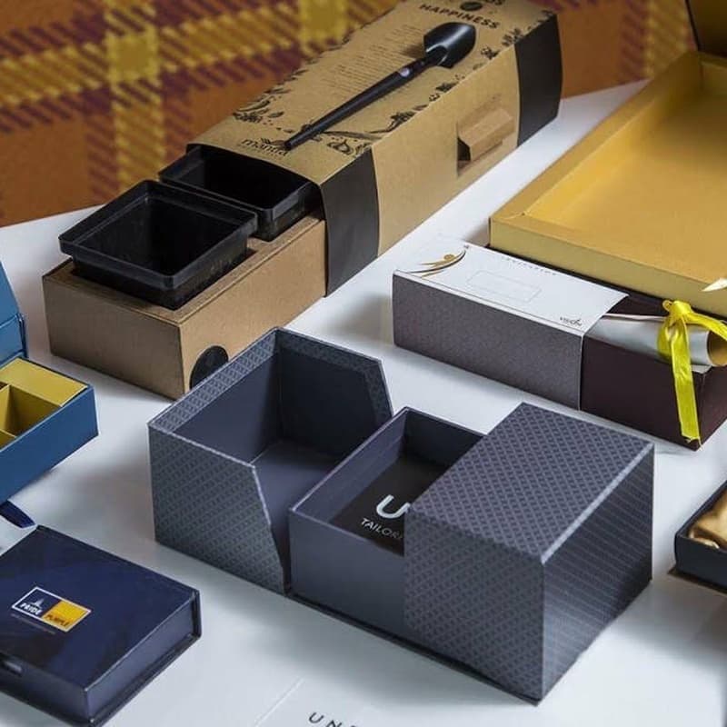 Custom Boxes